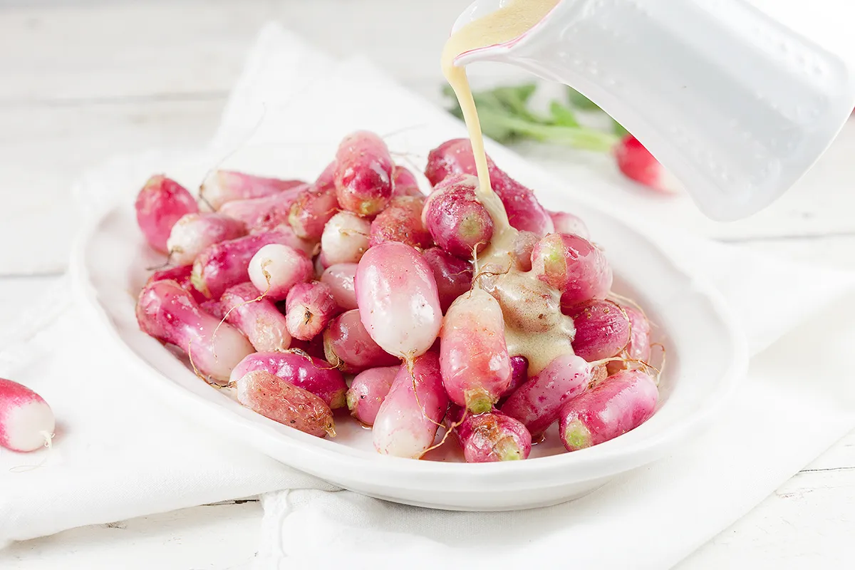 Roasted radishes with mustard dressing