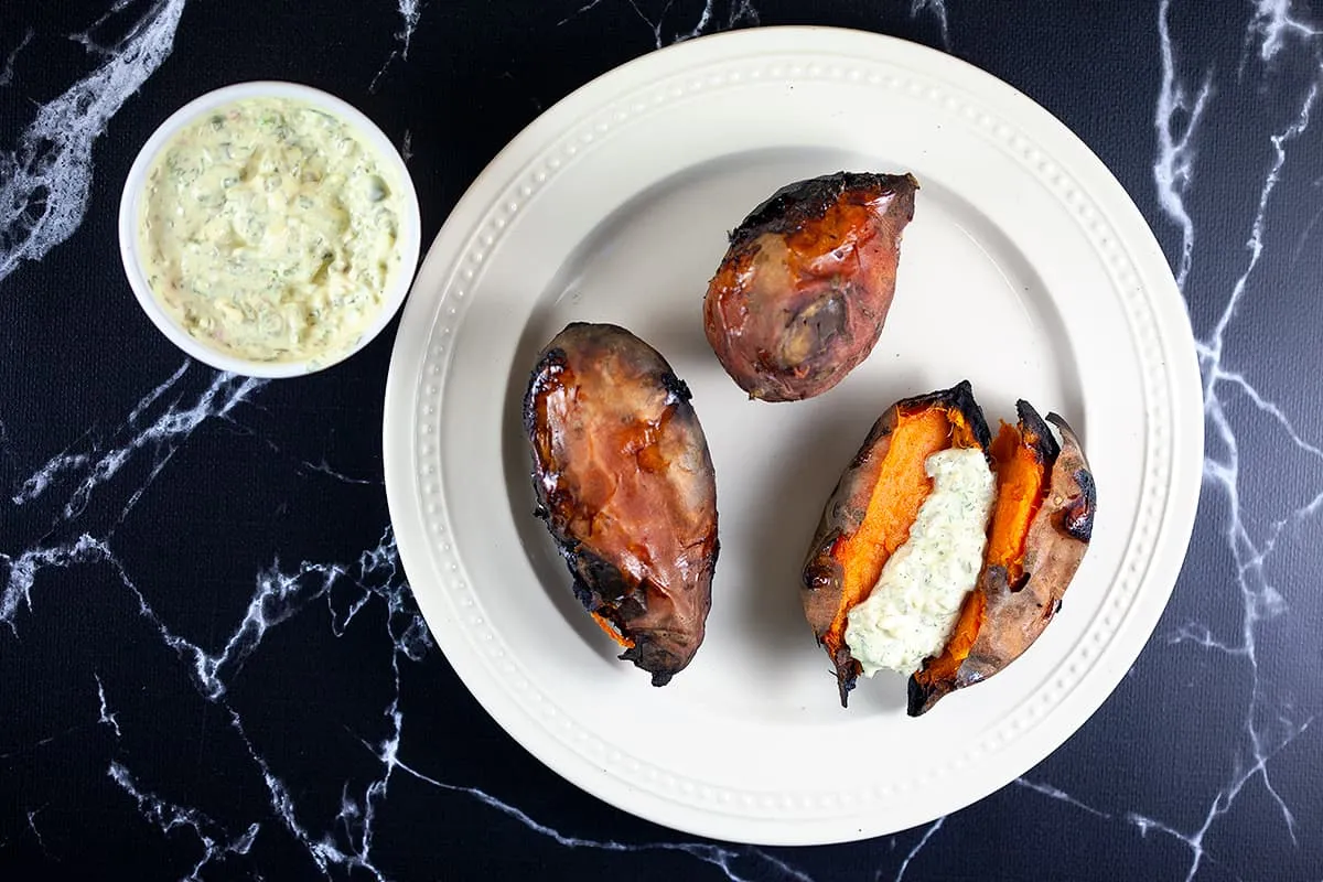 Barbecued sweet potatoes (with remoulade sauce)