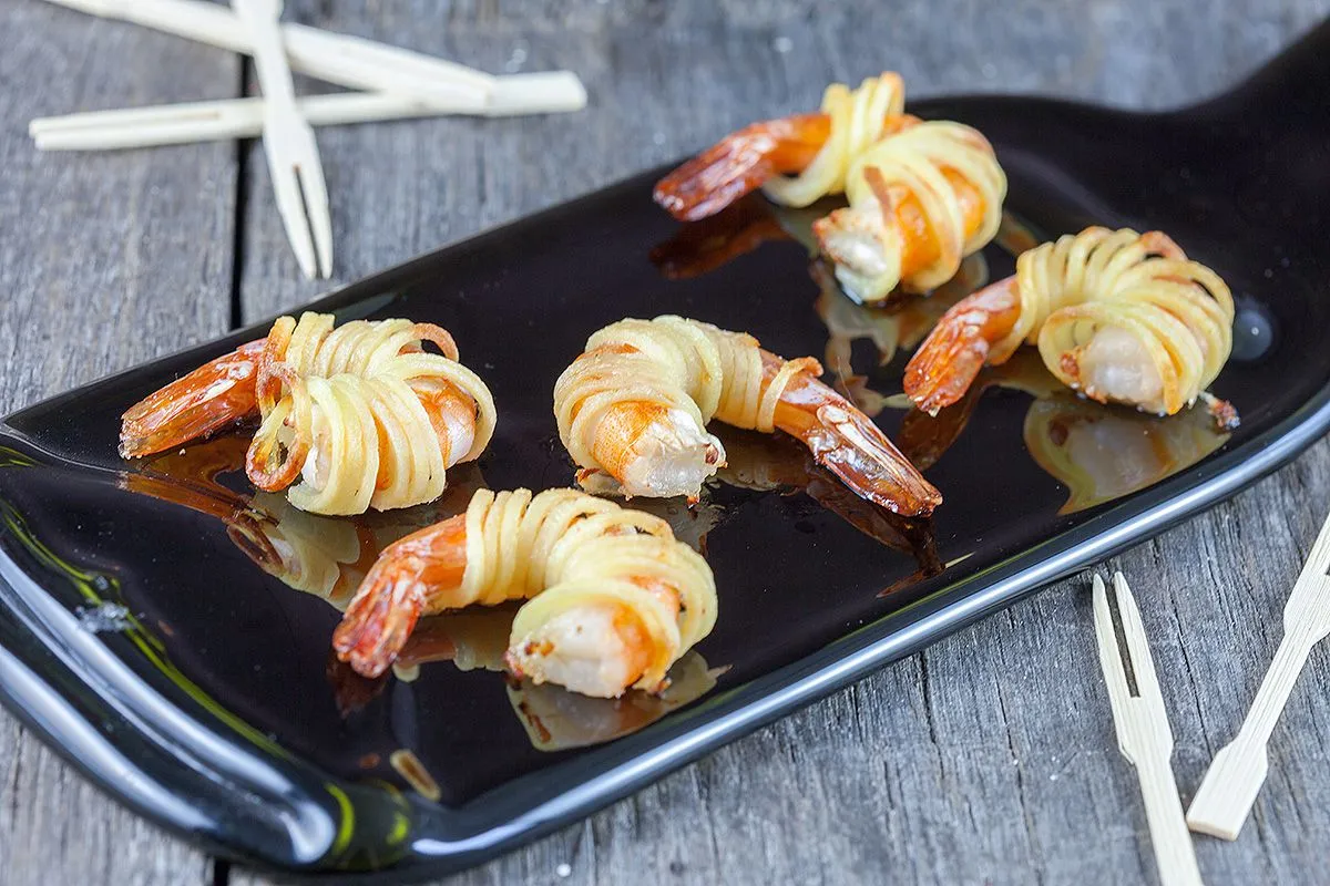 Scampi and spiralized potato