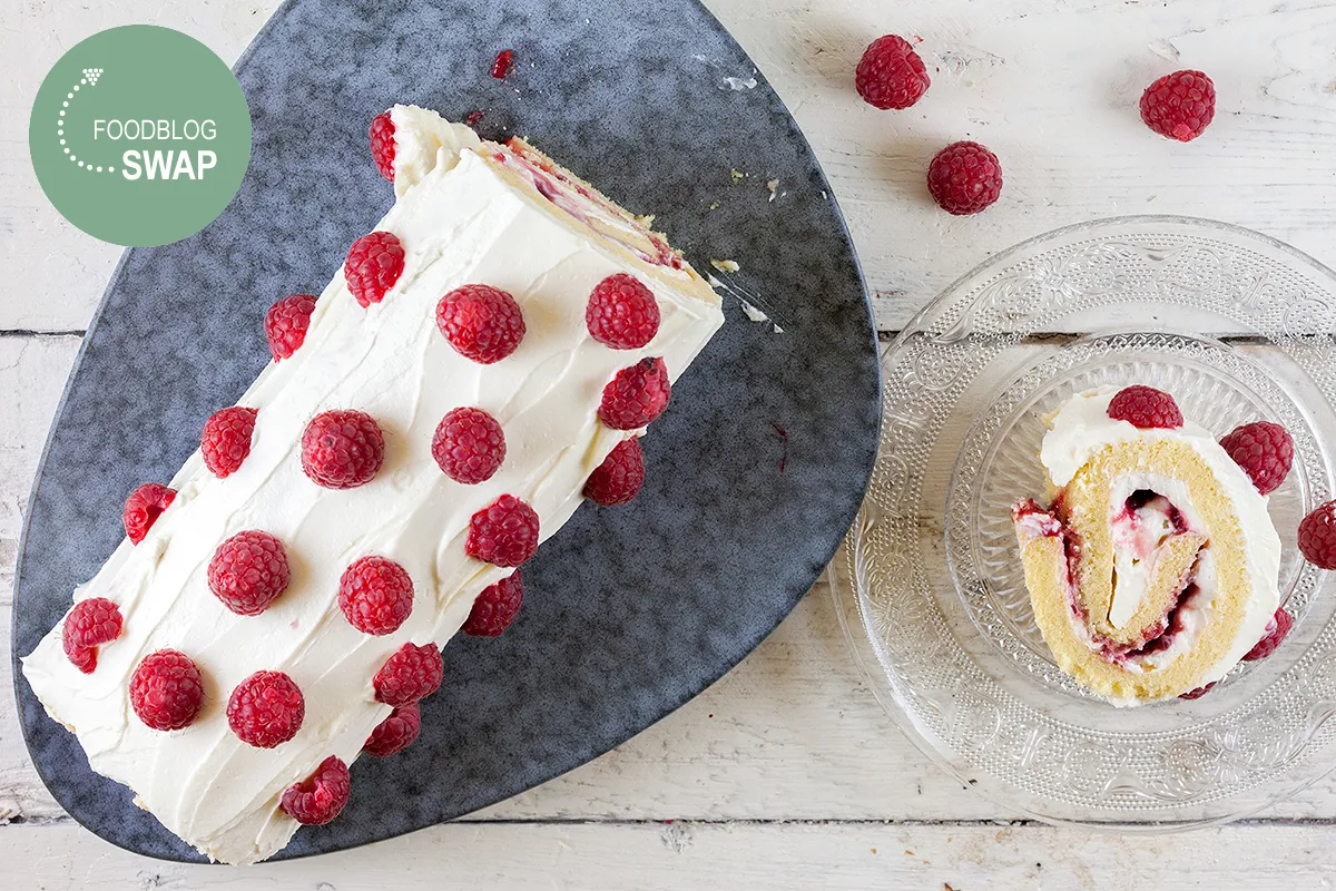 Raspberry cake roll