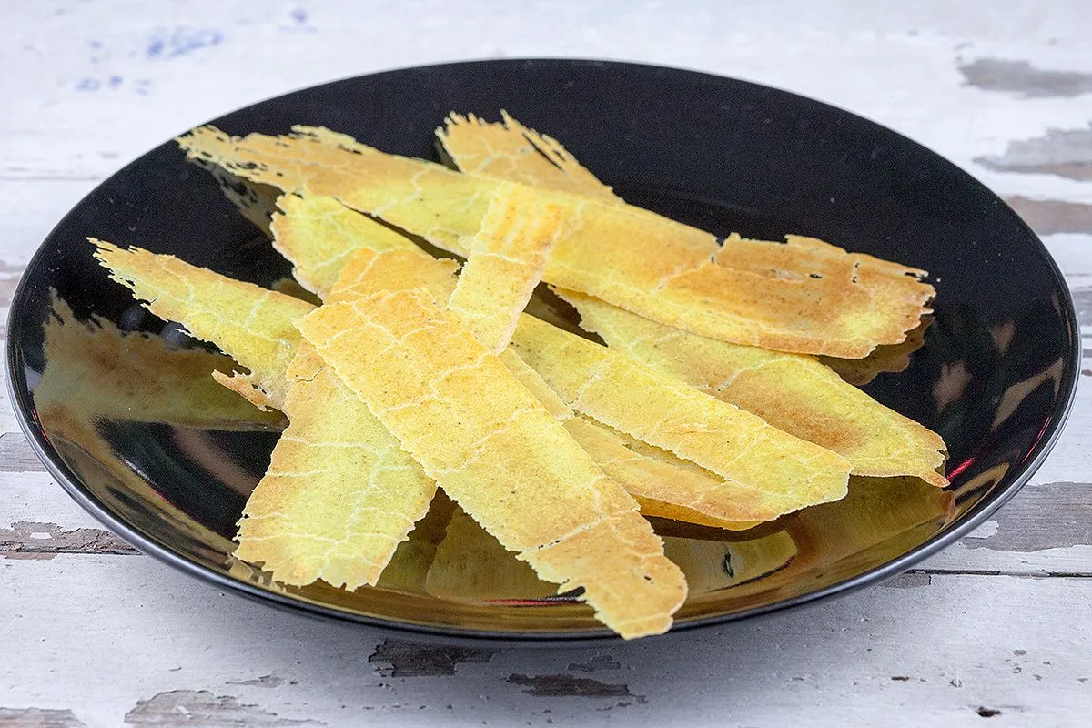 Thin curry cookies