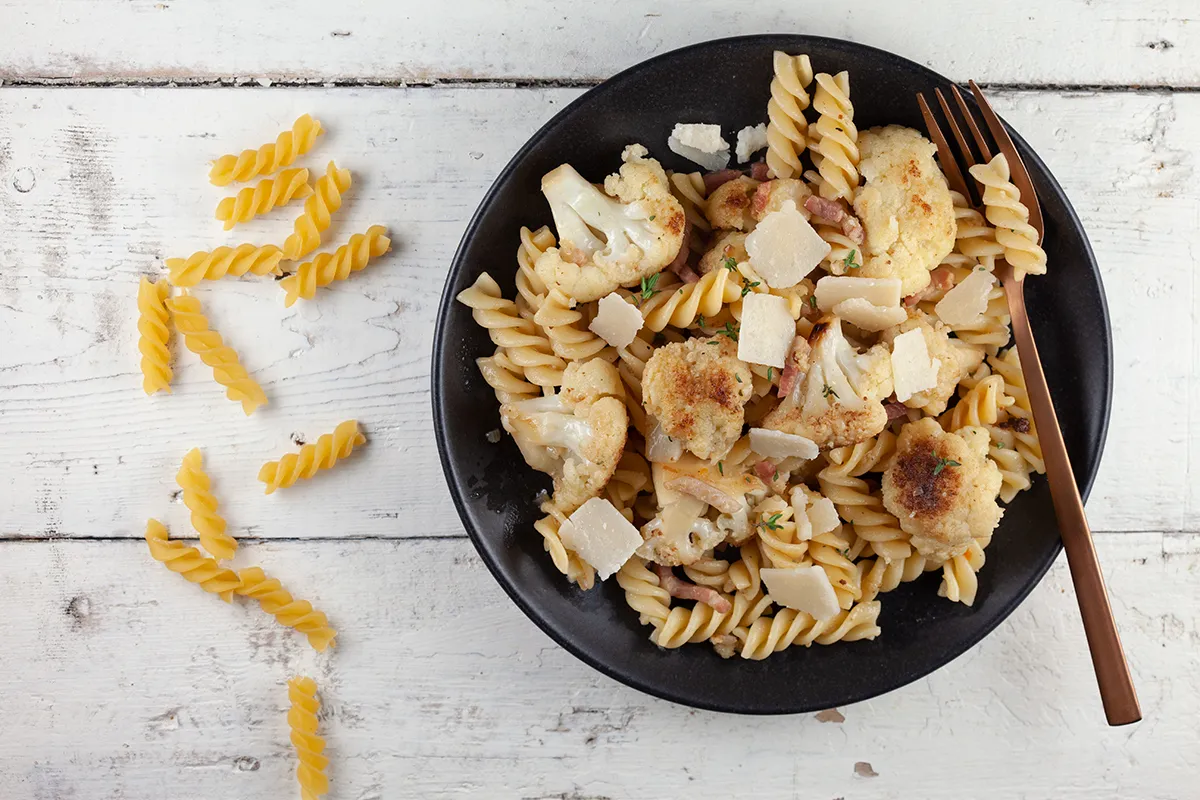 Caramelised cauliflower pasta