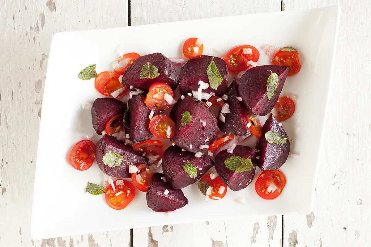 Roasted beets and tomato salad
