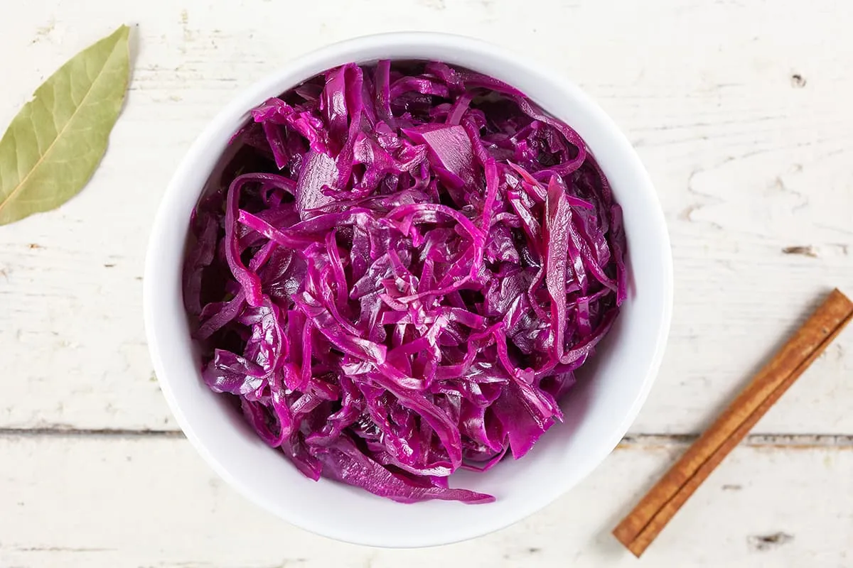 Sweet and sour red cabbage - basic recipe
