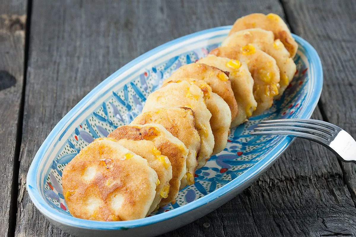 Sweet corn cookies