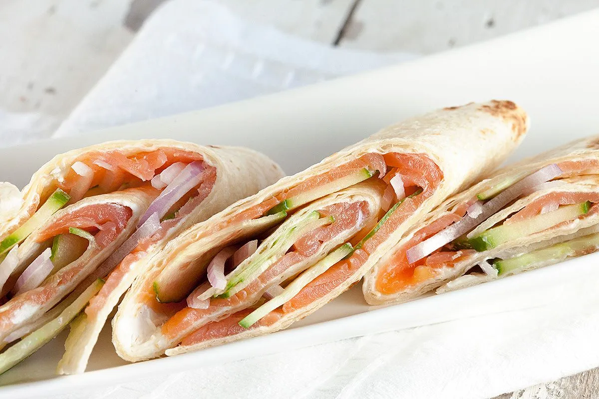 Smoked salmon wraps