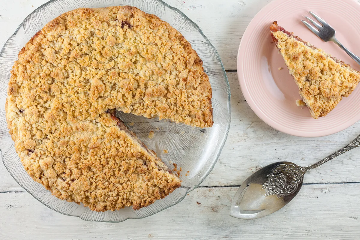 Sbriciolata - Italian crumble cake