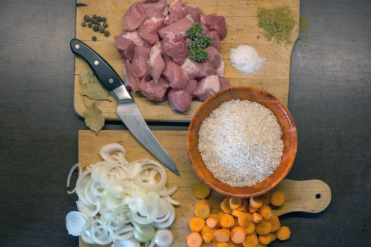 Affordably Cooking for a Family of 4: Budget-Friendly Dining Options
