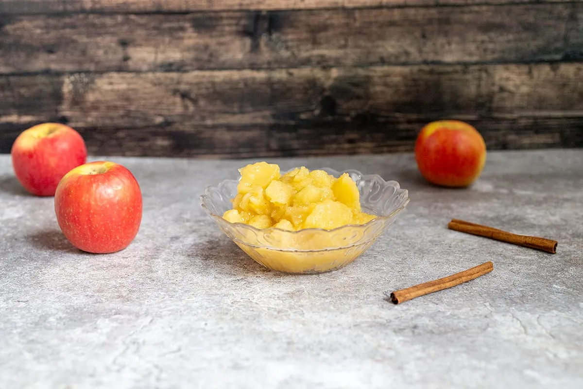 Homemade apple compote