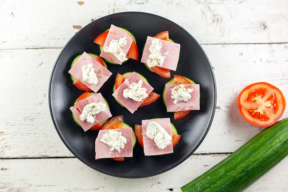 Ham and herbed cheese cucumber bites