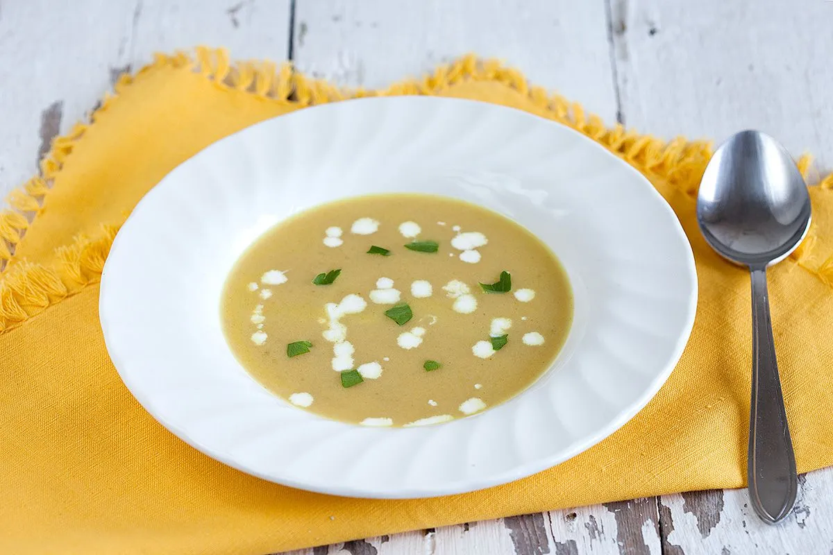 Celery soup - deliciously simple