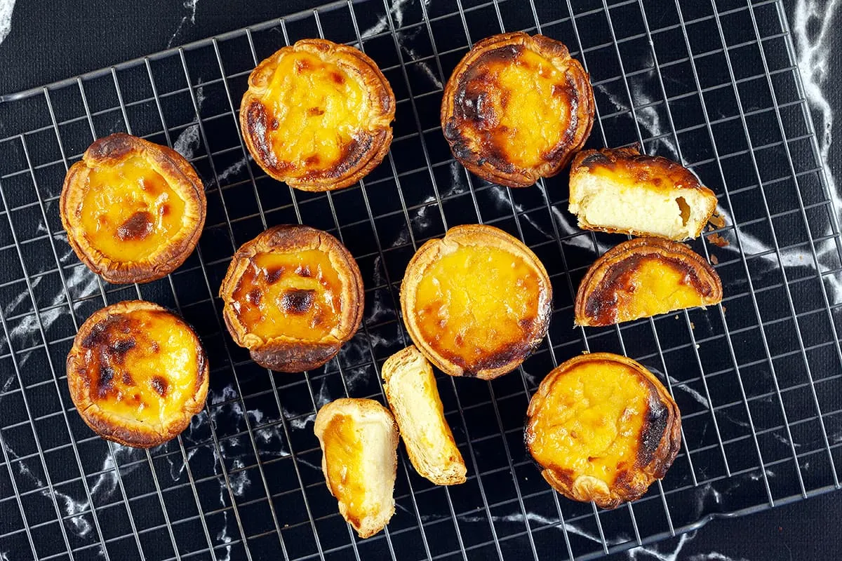 Portugese pastéis de nata (original recipe from Lisbon)