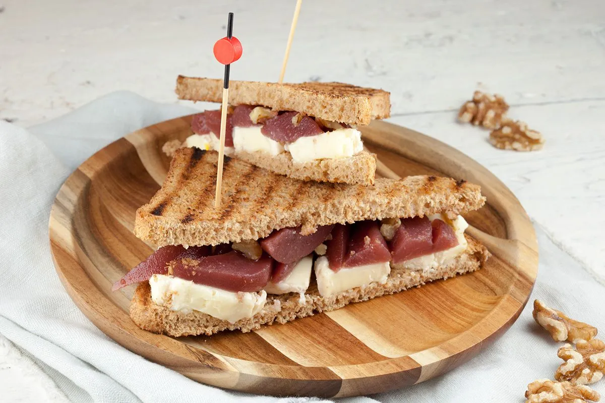 Poached pear sandwich