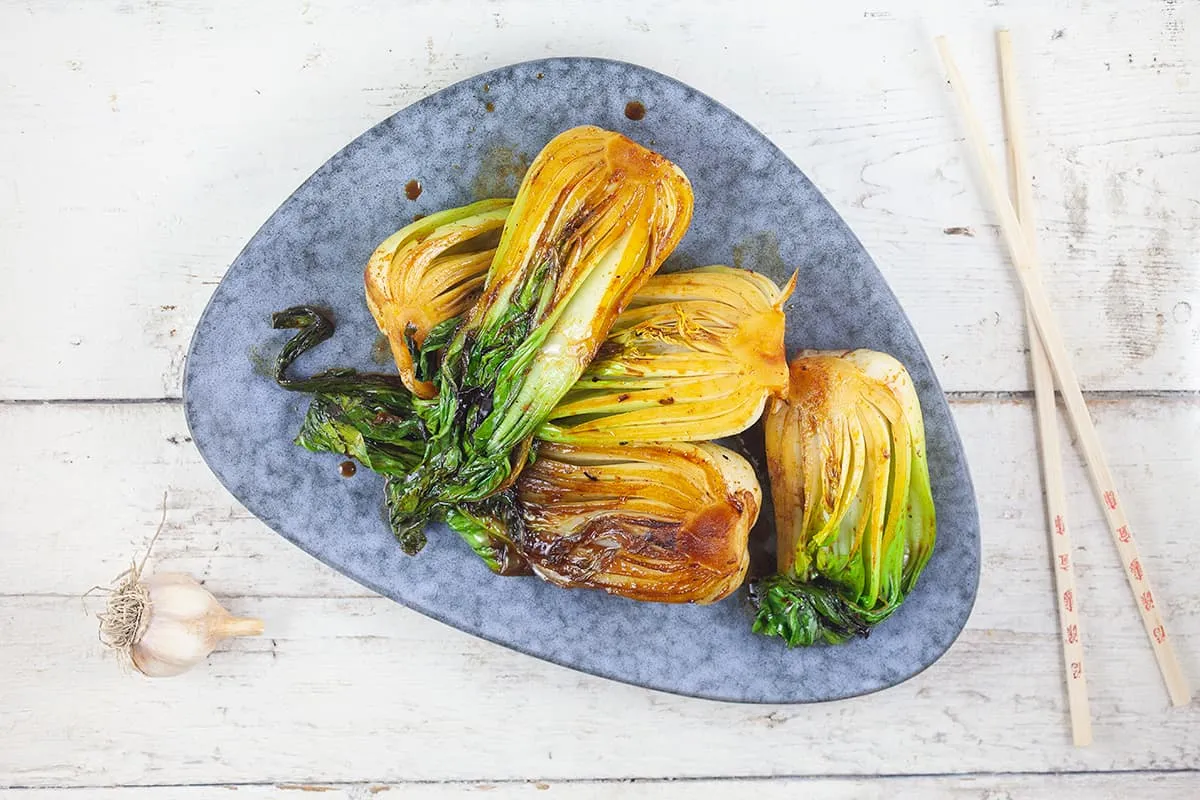 Stir-fried bok choy (cheap and super tasty)