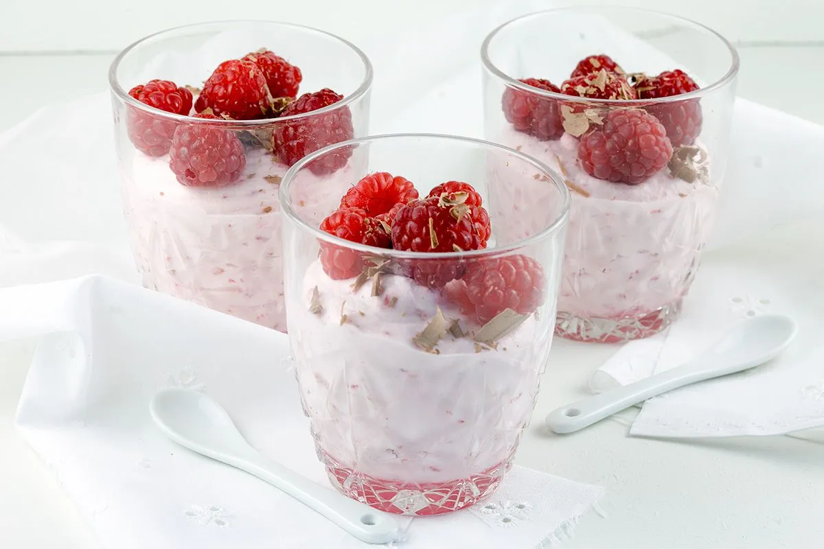 Raspberry mousse
