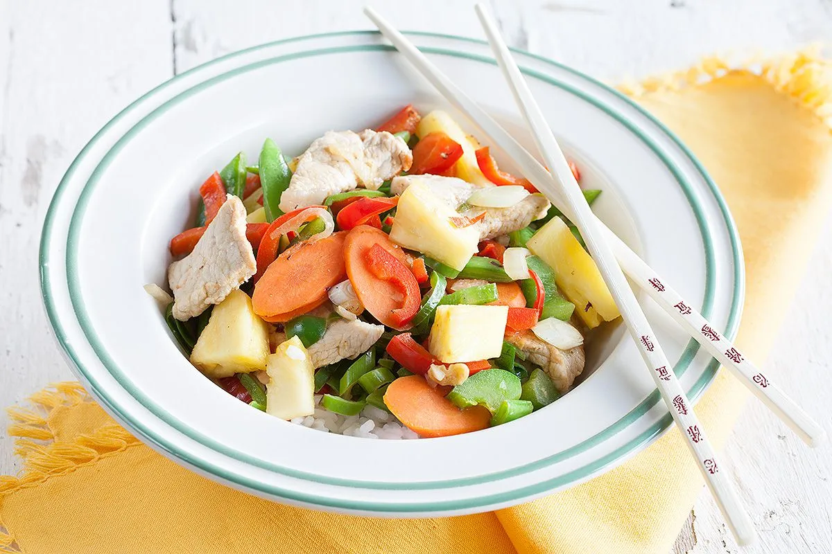 Pork and pineapple stir fry