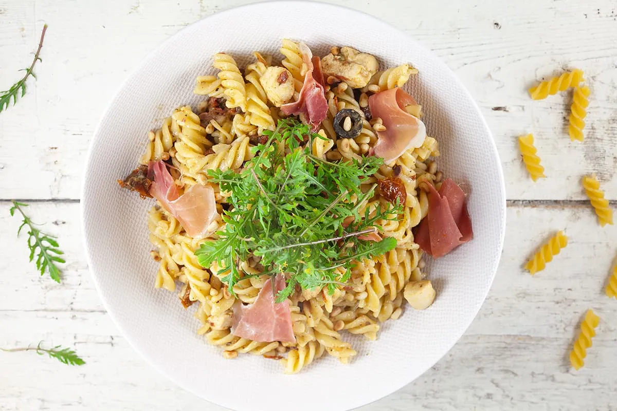 Sun dried tomato chicken pasta