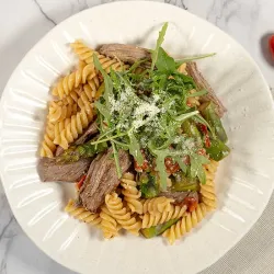 Recipe: Beef and asparagus pasta
