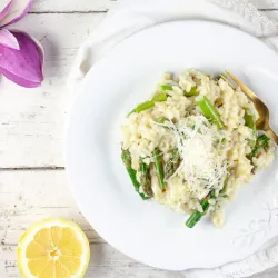 Recipe: Green asparagus risotto