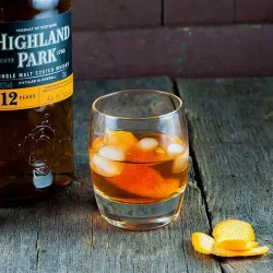 Recipe: Old Fashioned whiskey drink