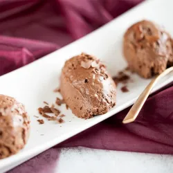Recipe: Silky chocolate mousse