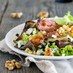 Recipe: Autumn salad with bacon, lentils and cheese