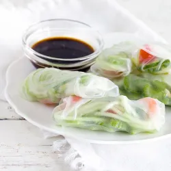 Recipe: Celery and cucumber spring rolls