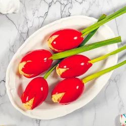 Recipe: Deviled egg tulips