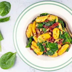 Recipe: Spinach and tomato gnocchi