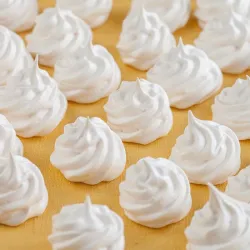 Recipe: Mini meringues