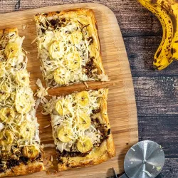 Recipe: Sheet pan pie with sauerkraut and minced meat