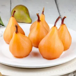 Recipe: Poached pears in apple juice