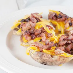 Recipe: Cheddar BBQ potato skins
