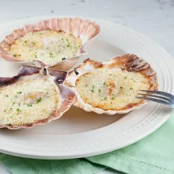 Recipe: Fresh scallops in bechamel sauce