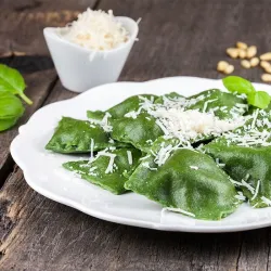 Recipe: Spinach and ricotta ravioli