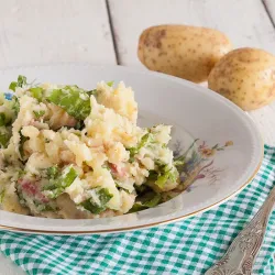 Recipe: Andijviestamppot a.k.a. Dutch escarole mash