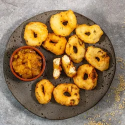 Recipe: Medu vada (urad dal vada)