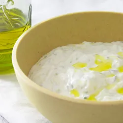 Recipe: Homemade tzatziki