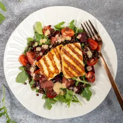 Recipe: Grilled halloumi lentil salad