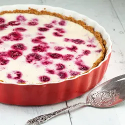 Recipe: Raspberry quark pie