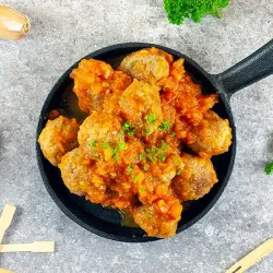 Recipe: Albóndigas in tomato sauce
