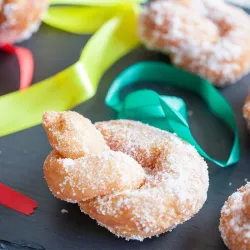 Recipe: Nonnevotten (Dutch sweet pastries)