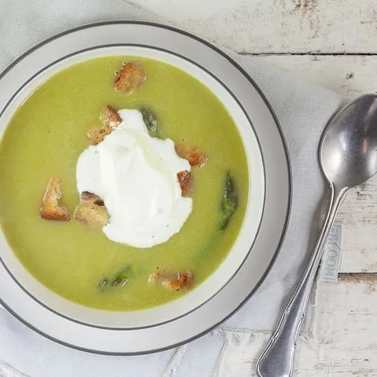 Recipe: Green asparagus soup