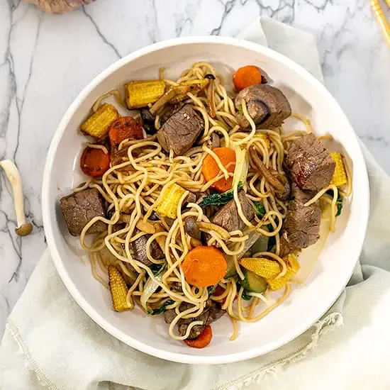 Recipe: Steak strips with noodles and vegetables