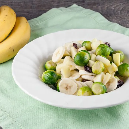Recipe: Brussels sprouts with apple and banana
