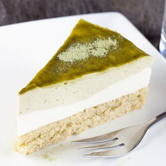 Recipe: Green tea matcha mousse pie