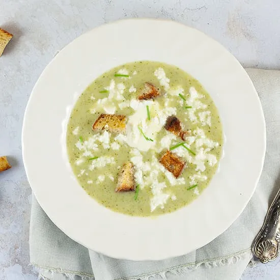 Recipe: Broccoli soup with croutons