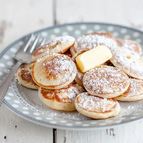 Recipe: Dutch mini pancakes (poffertjes)