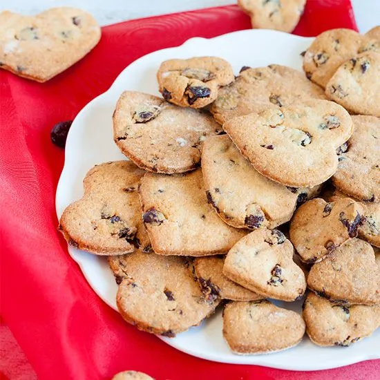 Recipe: Cranberry cookie hearts