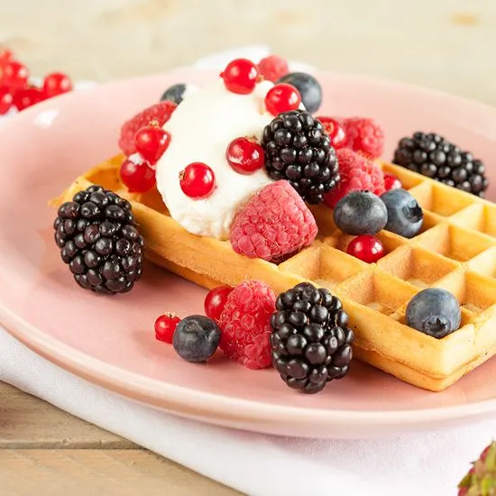 Recipe: Waffles with red fruits